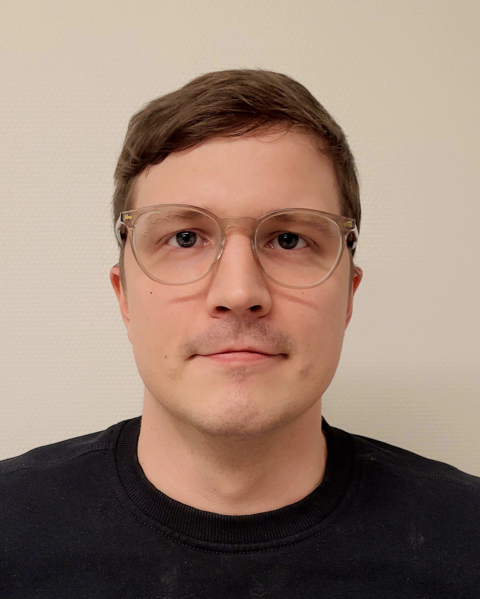 Lahtinen@loistopinnoitus.fi / +358 445022523