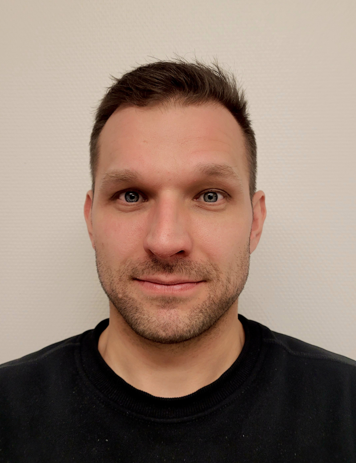 Viherpuro@loistopinnoitus.fi / +358 408462666